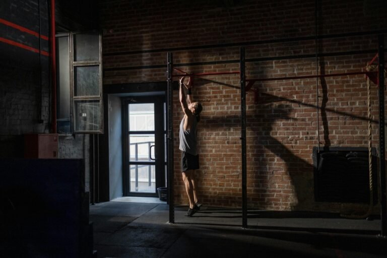 Choosing the Best Pull Up Bar for Home Workouts